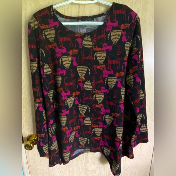 CREATION Soft Light Fuzzy Crew Neck Cardigan with Feline CATS all over print M - Picture 1 of 11
